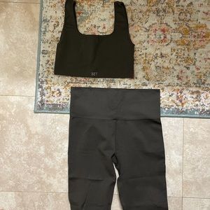 SetActive sports bra and leggings set in Espresso